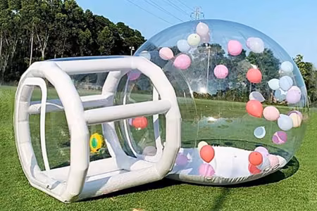 Bubble House – Unikalna Atrakcja Plenerowa, Która Zrobi Furorę na Twoim Wydarzeniu